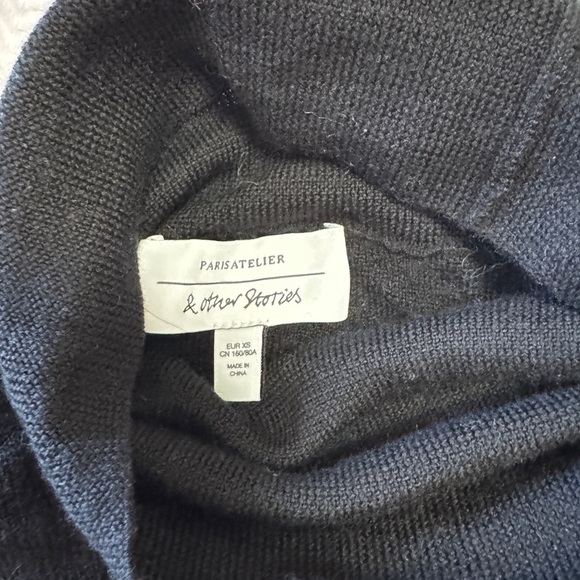 & Other Stories Black Turtleneck Sweater in XS - Picture 2 of 7